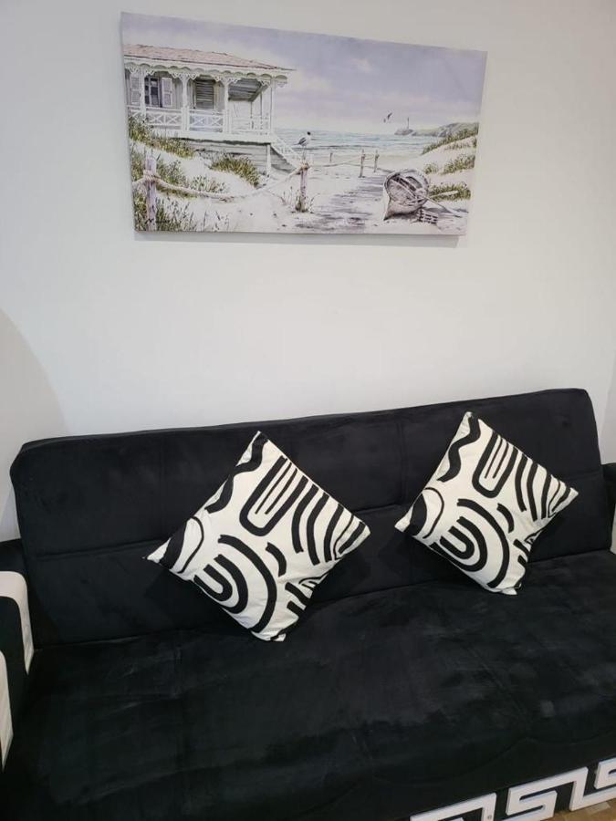 Fancy Basement Flat A Leilighet London Eksteriør bilde