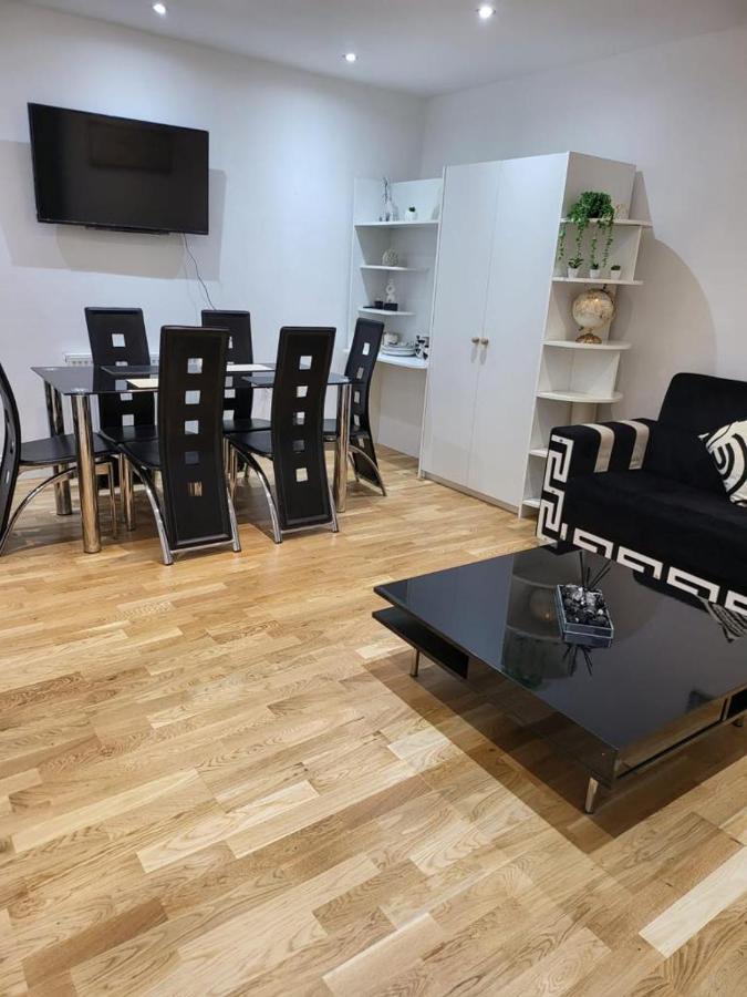 Fancy Basement Flat A Leilighet London Eksteriør bilde